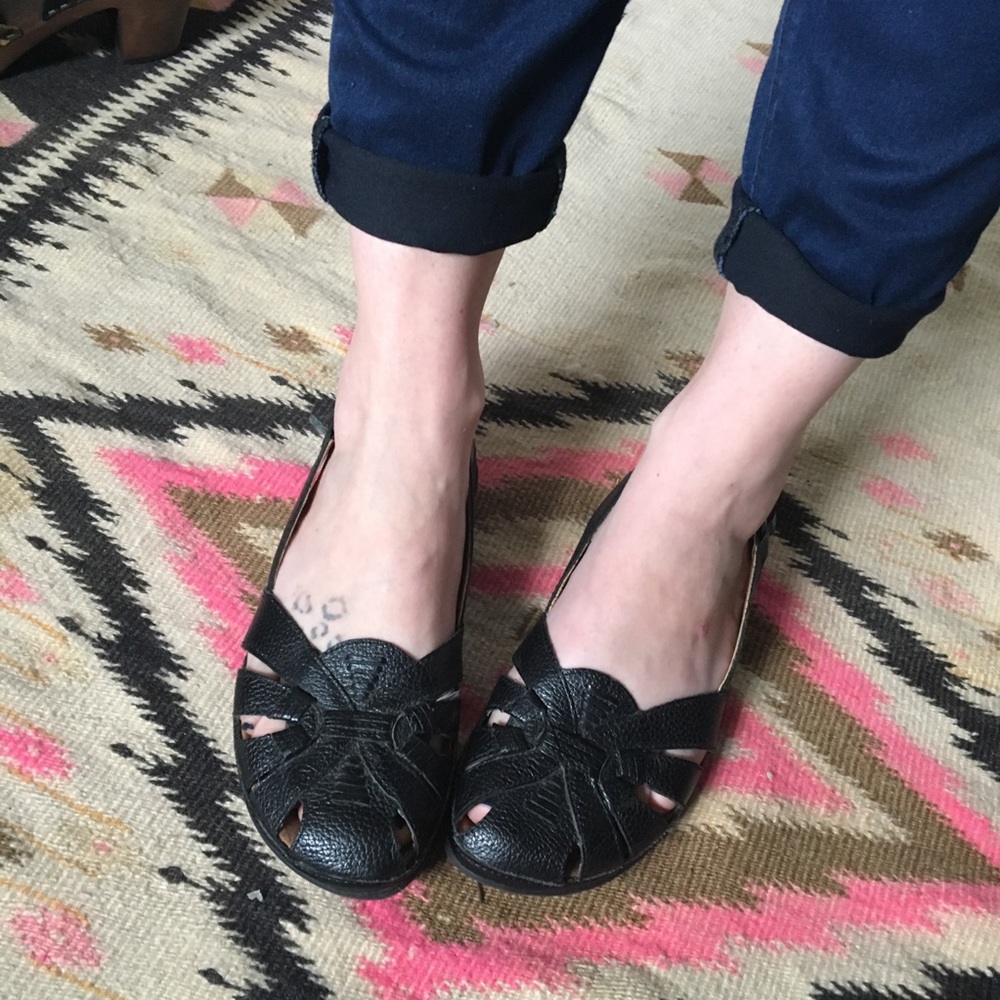 Yuu Leather Sandals